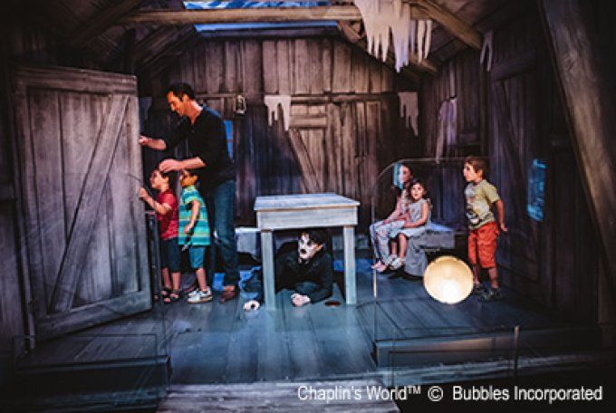 CHAPLIN'S WORLD ADULTE/ENFANT*